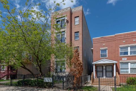 2226 W Monroe Street 2 Chicago IL 60612