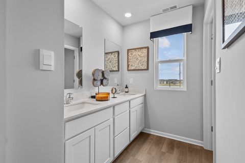 Tiny photo for 1451 Aspen Lane, Pingree Grove, IL 60140 (MLS # 12504850)