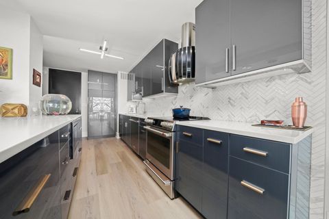 Tiny photo for 1630 Sheridan Road #2N, Wilmette, IL 60091 (MLS # 12492606)