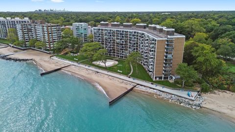 Tiny photo for 1630 Sheridan Road #2N, Wilmette, IL 60091 (MLS # 12492606)