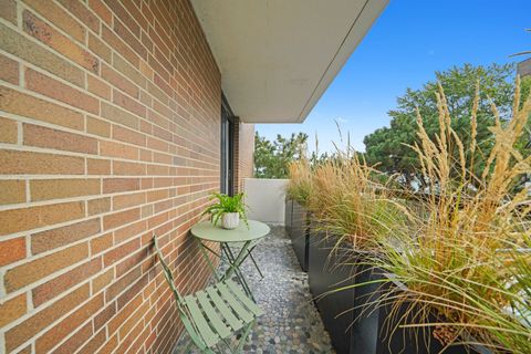 Tiny photo for 1630 Sheridan Road #2N, Wilmette, IL 60091 (MLS # 12492606)