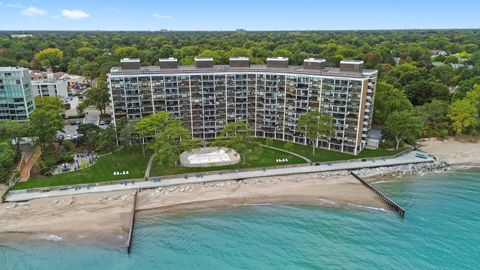 Photo of 1630 Sheridan Road #2N, Wilmette, IL 60091 (MLS # 12492606) Photo of 1630 Sheridan Road #2N, Wilmette, IL 60091 (MLS # 12492606)