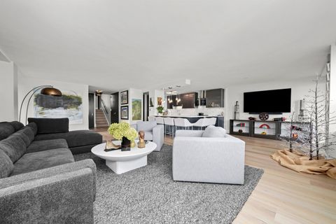 Tiny photo for 1630 Sheridan Road #2N, Wilmette, IL 60091 (MLS # 12492606)