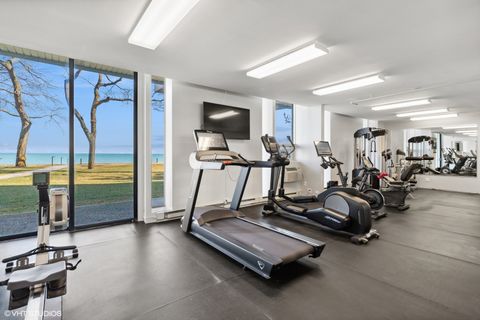 Tiny photo for 1630 Sheridan Road #2N, Wilmette, IL 60091 (MLS # 12492606)