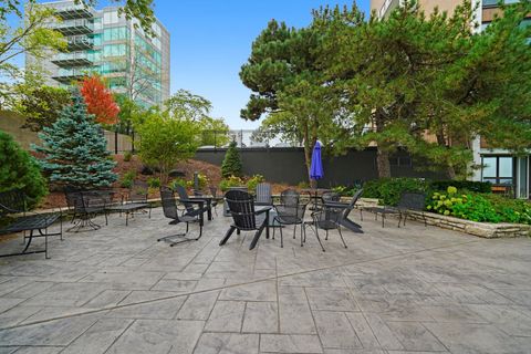 Tiny photo for 1630 Sheridan Road #2N, Wilmette, IL 60091 (MLS # 12492606)
