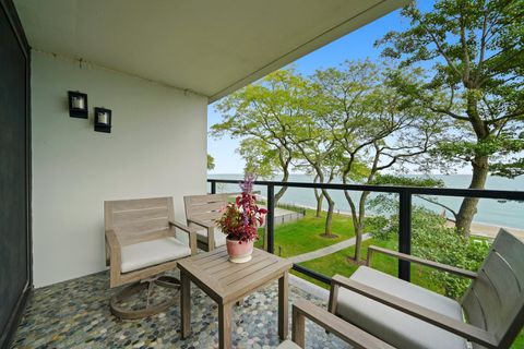 Tiny photo for 1630 Sheridan Road #2N, Wilmette, IL 60091 (MLS # 12492606)