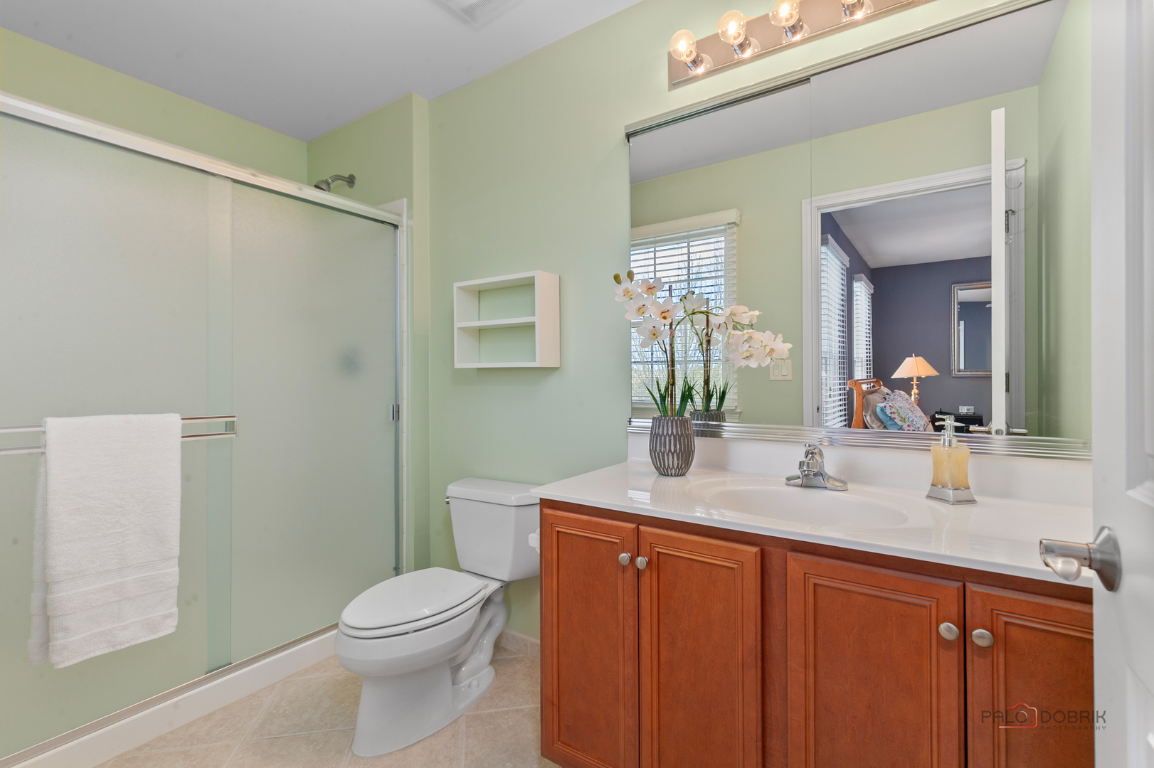 Hawthorn Woods, Illinois, 60047, United States, 5 Bedrooms Bedrooms, ,6 BathroomsBathrooms,Residential,Active,2037588