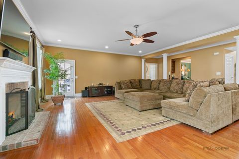 Tiny photo for 6 Turnbury Court, Hawthorn Woods, IL 60047 (MLS # 12619917)