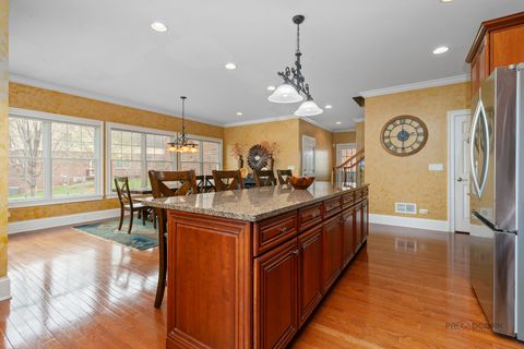 Tiny photo for 6 Turnbury Court, Hawthorn Woods, IL 60047 (MLS # 12619917)