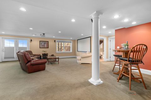 Tiny photo for 6 Turnbury Court, Hawthorn Woods, IL 60047 (MLS # 12619917)