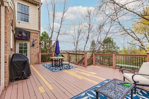 Tiny photo for 6 Turnbury Court, Hawthorn Woods, IL 60047 (MLS # 12619917)