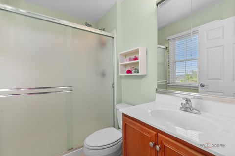 Tiny photo for 6 Turnbury Court, Hawthorn Woods, IL 60047 (MLS # 12619917)