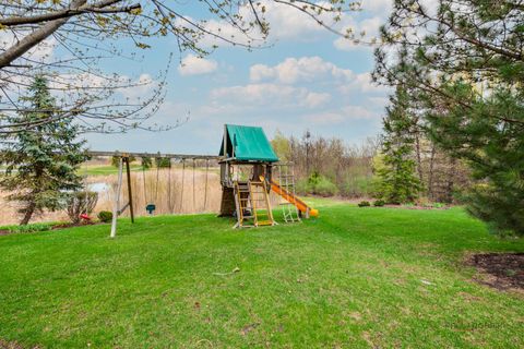Tiny photo for 6 Turnbury Court, Hawthorn Woods, IL 60047 (MLS # 12619917)