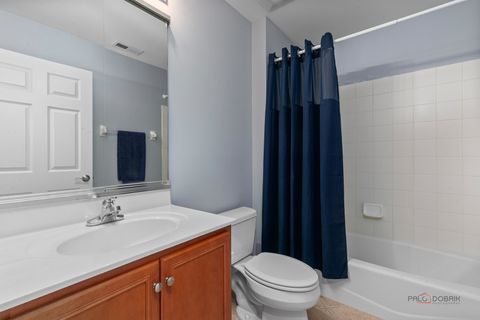 Tiny photo for 6 Turnbury Court, Hawthorn Woods, IL 60047 (MLS # 12619917)