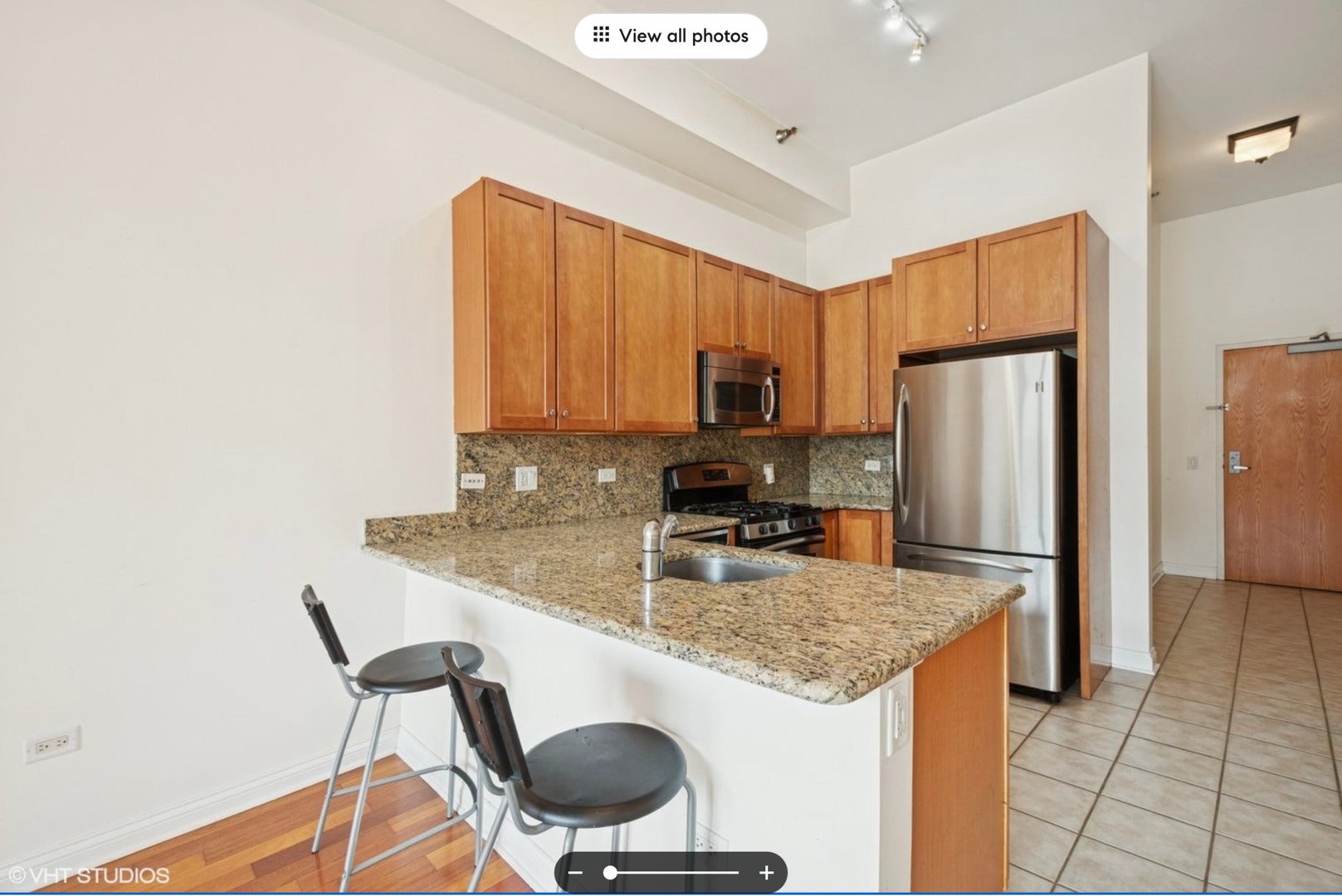 8 W Monroe Street 902