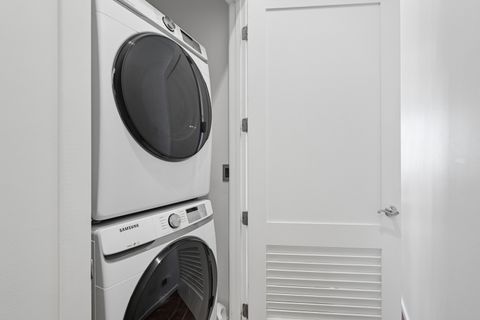 Tiny photo for 1735 N Western Avenue #2, Chicago, IL 60647 (MLS # 12596895)