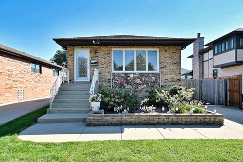 Photo of 2329 Trumbull Avenue, River Grove, IL 60171 (MLS # 12721159)