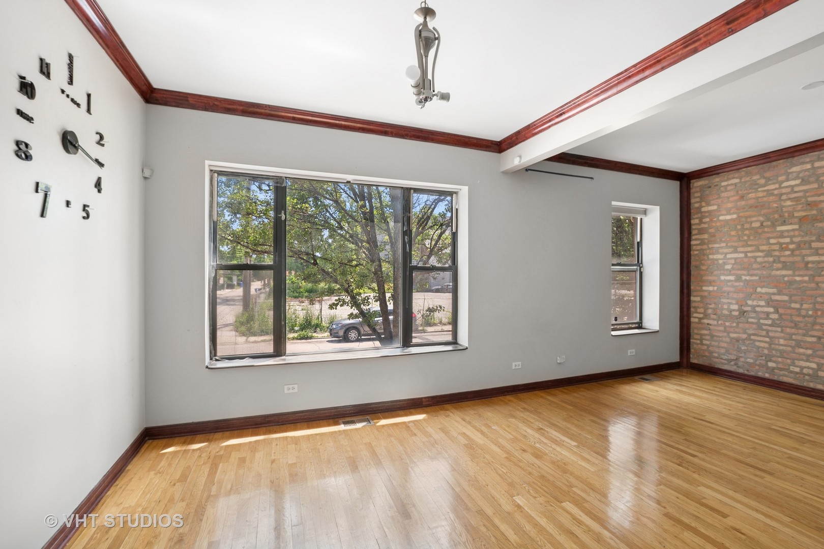 212 E 44th Street 2