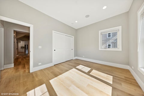 Tiny photo for 240 S Brainard Avenue #2, La Grange, IL 60525 (MLS # 12693068)