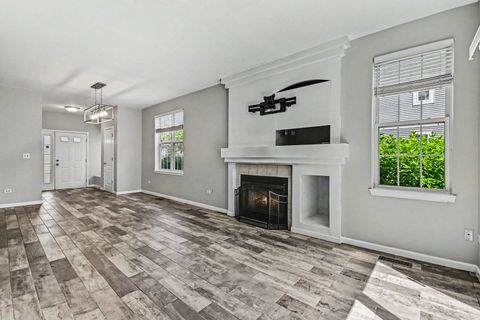 Tiny photo for 3103 Falling Waters Lane #3103, Lindenhurst, IL 60046 (MLS # 12680450)