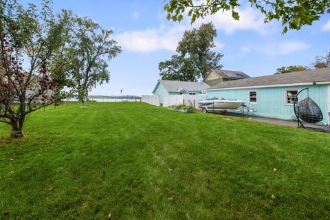 Tiny photo for 827 W Northeast Shore Drive, McHenry, IL 60051 (MLS # 12791007)