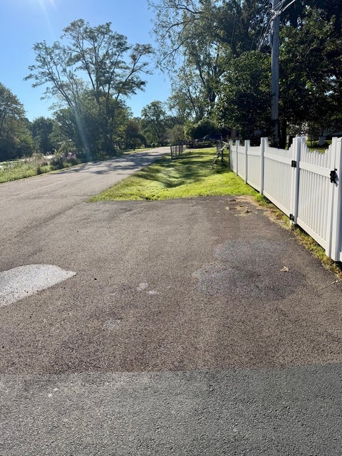 Tiny photo for 827 W Northeast Shore Drive, McHenry, IL 60051 (MLS # 12791007)