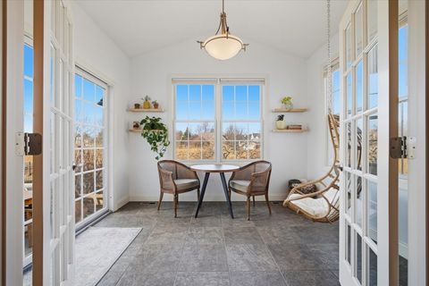 Tiny photo for 2812 Vrooman Court, Bloomington, IL 61704 (MLS # 12568295)