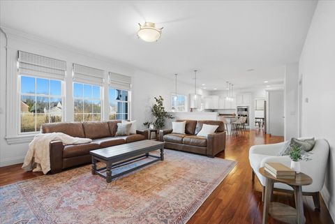 Tiny photo for 2812 Vrooman Court, Bloomington, IL 61704 (MLS # 12568295)