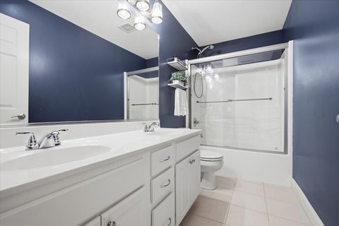 Tiny photo for 2812 Vrooman Court, Bloomington, IL 61704 (MLS # 12568295)