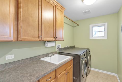 Tiny photo for 710 Reserve Court, South Elgin, IL 60177 (MLS # 12613547)