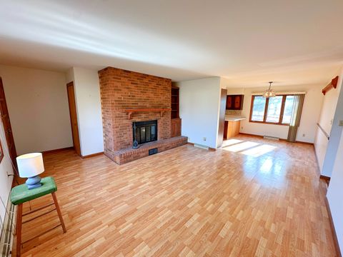 Tiny photo for 1605 Sharon Road, Streator, IL 61364 (MLS # 12555132)