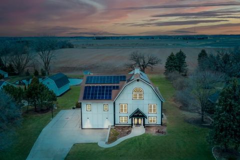 9439 Corneils Road Bristol IL 60512