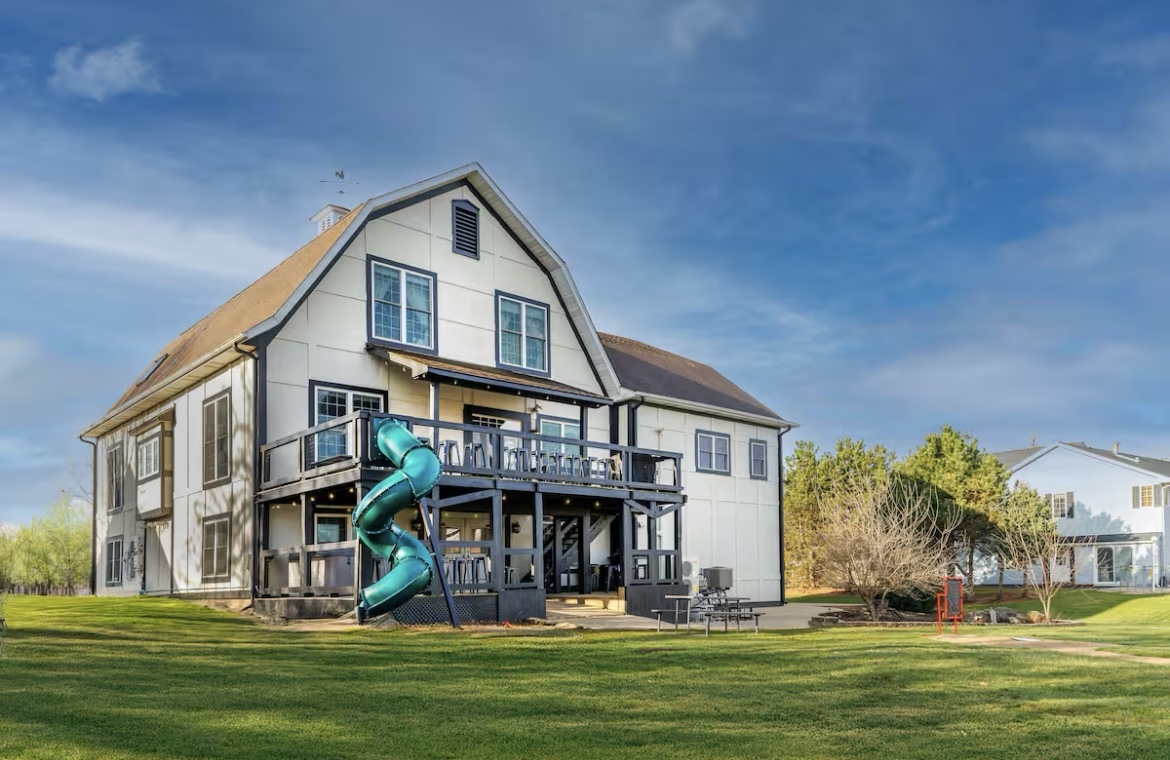 9439 Corneils Road