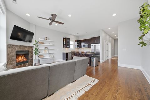 Tiny photo for 2330 N Hamilton Avenue #3, Chicago, IL 60647 (MLS # 12602662)