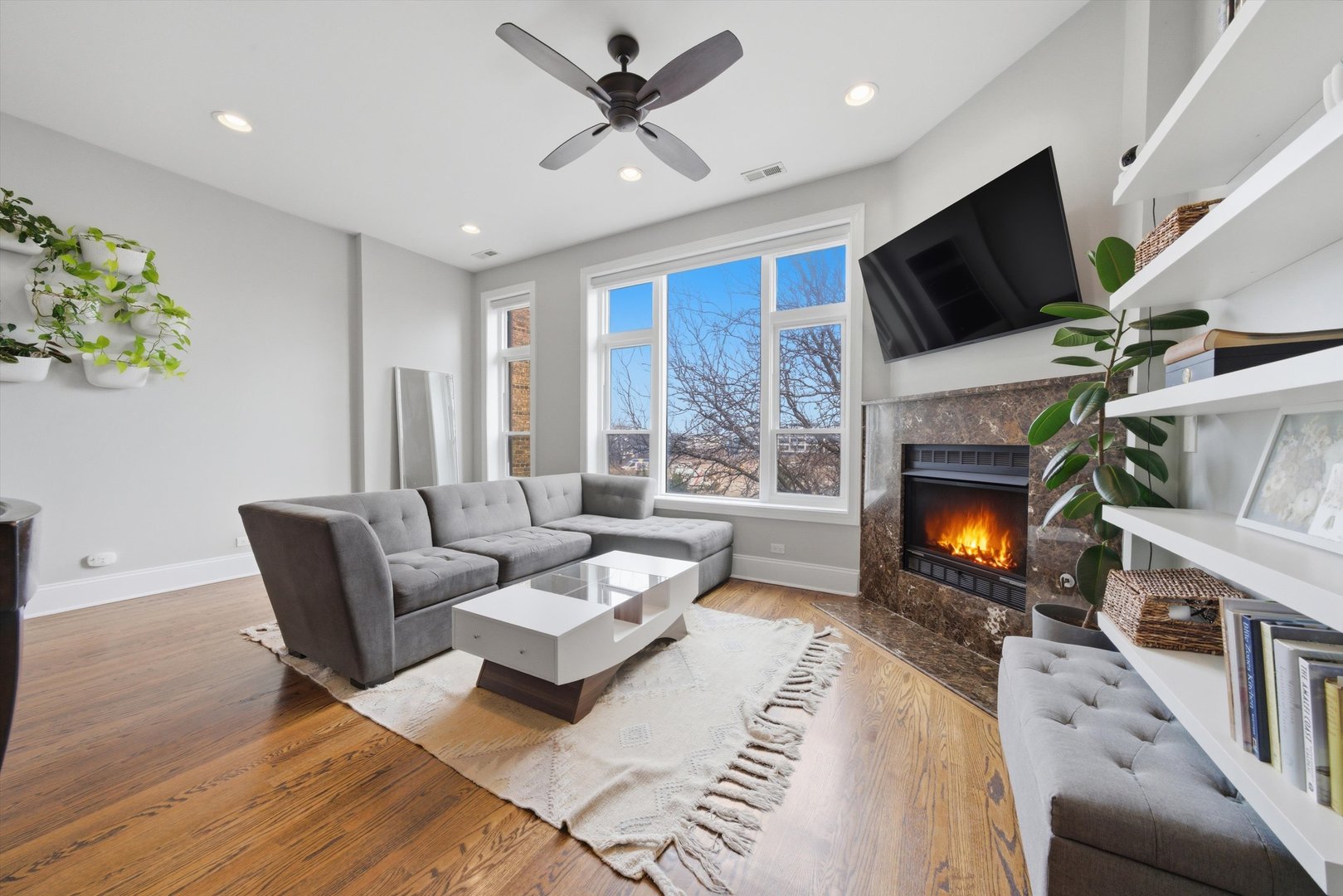 2330 N Hamilton Avenue 3