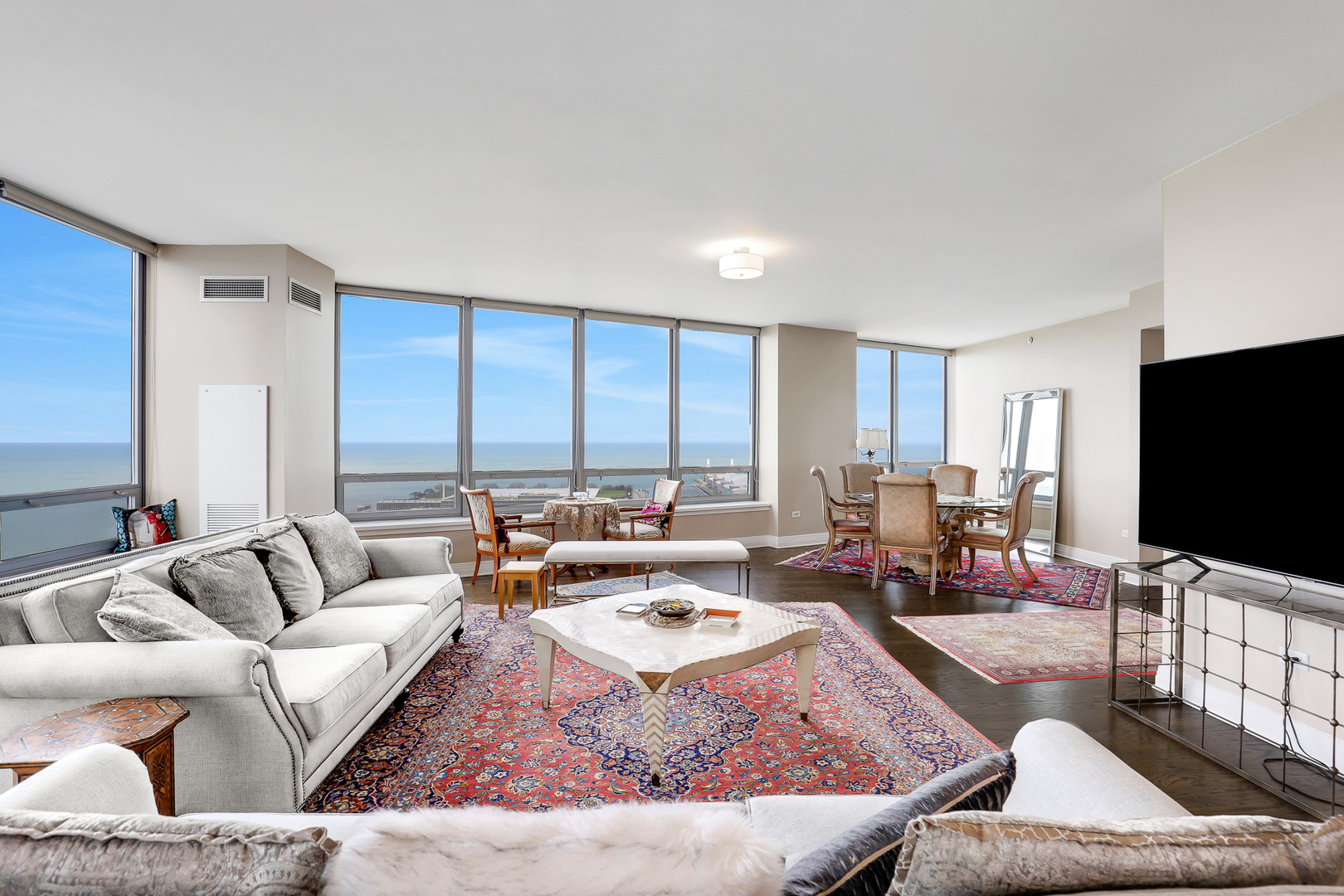 600 N Lake Shore Drive 2705