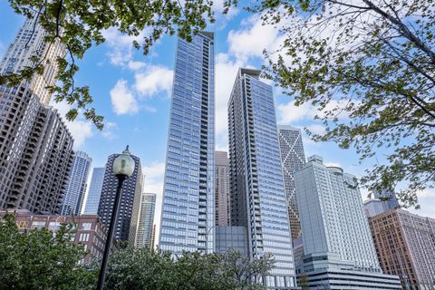 600 N Lake Shore Drive 2705 Chicago IL 60611