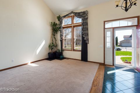 Tiny photo for 323 Mallard Lane, Sugar Grove, IL 60554 (MLS # 12611635)