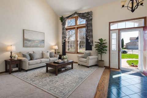 Tiny photo for 323 Mallard Lane, Sugar Grove, IL 60554 (MLS # 12611635)