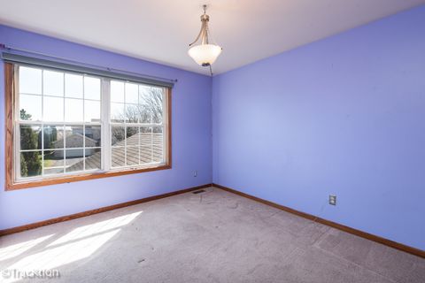 Tiny photo for 323 Mallard Lane, Sugar Grove, IL 60554 (MLS # 12611635)