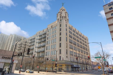 758 N LARRABEE Street 731 Chicago IL 60654