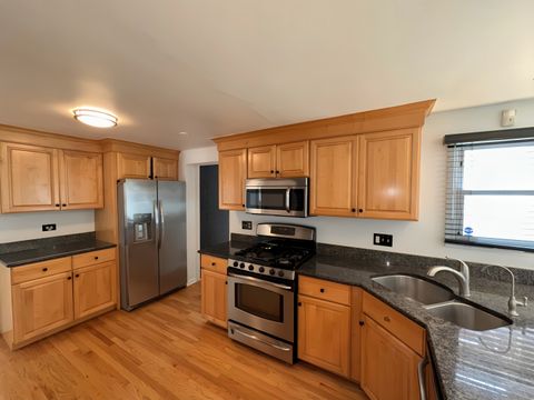 Tiny photo for 14 Mohawk Drive, Clarendon Hills, IL 60514 (MLS # 12430508)