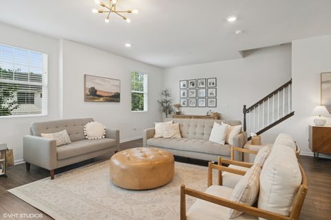 Tiny photo for 2709 Lily Lane, Rolling Meadows, IL 60008 (MLS # 12550185)