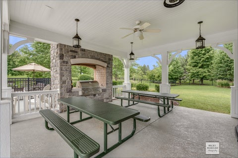 Tiny photo for 432 Bluegrass Parkway, Oswego, IL 60543 (MLS # 12702588)
