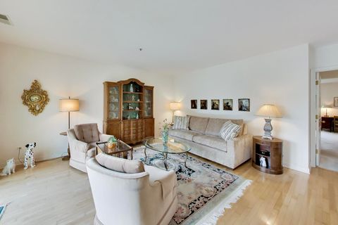 Tiny photo for 1107 Greenleaf Avenue #3F, Wilmette, IL 60091 (MLS # 12627246)