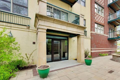 Tiny photo for 1107 Greenleaf Avenue #3F, Wilmette, IL 60091 (MLS # 12627246)