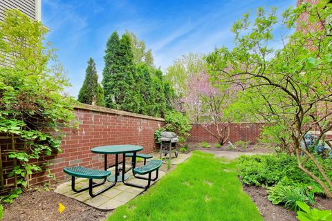 Tiny photo for 1107 Greenleaf Avenue #3F, Wilmette, IL 60091 (MLS # 12627246)
