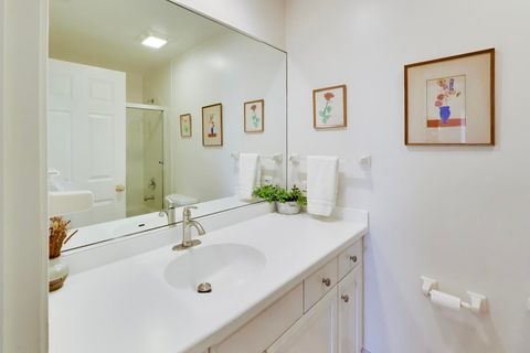 Tiny photo for 1107 Greenleaf Avenue #3F, Wilmette, IL 60091 (MLS # 12627246)