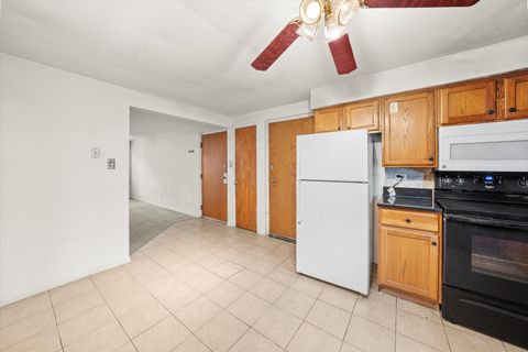 Tiny photo for 6634 W 95th Street #1D, Oak Lawn, IL 60453 (MLS # 12500531)