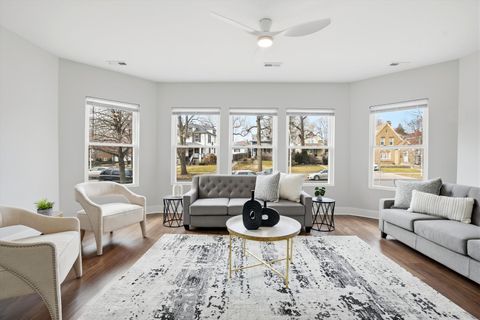 Tiny photo for 9953 S Prospect Avenue, Chicago, IL 60643 (MLS # 12586806)